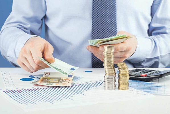 Shtrenjtohet kredia në euro; ndikim vendimi i Bankës Europiane për rritjen e normës së interesit