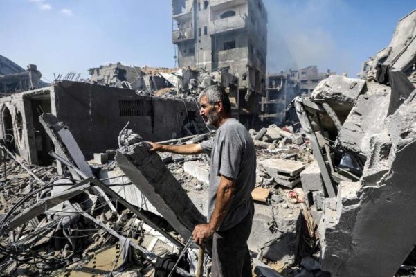 Bilanc lufte/ 1200 të vdekur në Izrael, 900 në Gaza