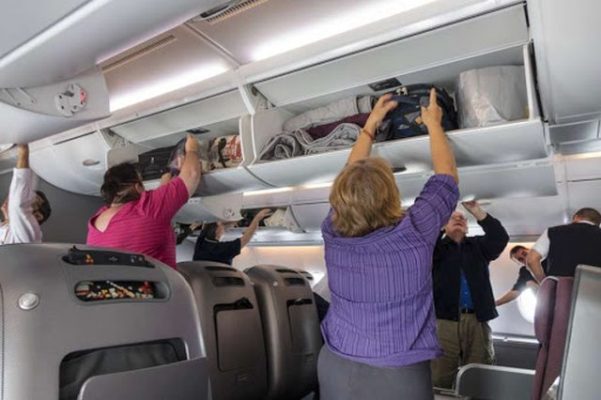 “Të mos paguhen bagazhet në avion”, Parlamenti Evropian miraton vendimin