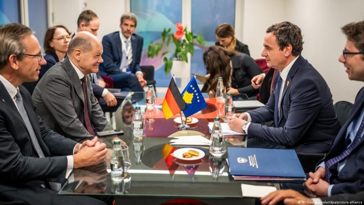 Perëndimi shton përpjekjet për rinisjen e dialogut Kosovë-Serbi