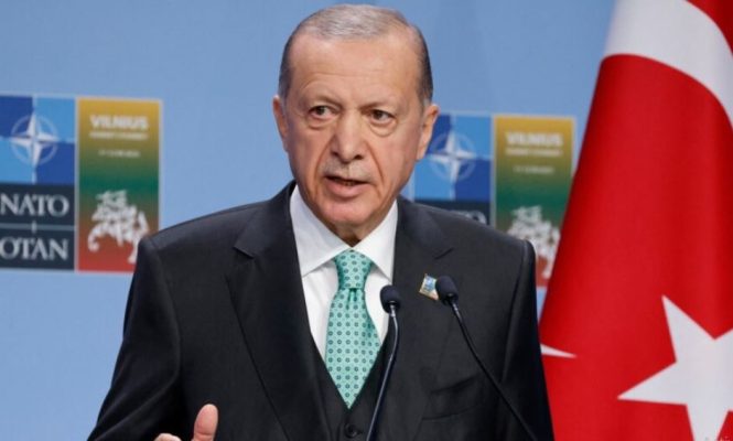 Erdogan merr vendimin, nënshkron protokollin për anëtarësimin e Suedisë në NATO