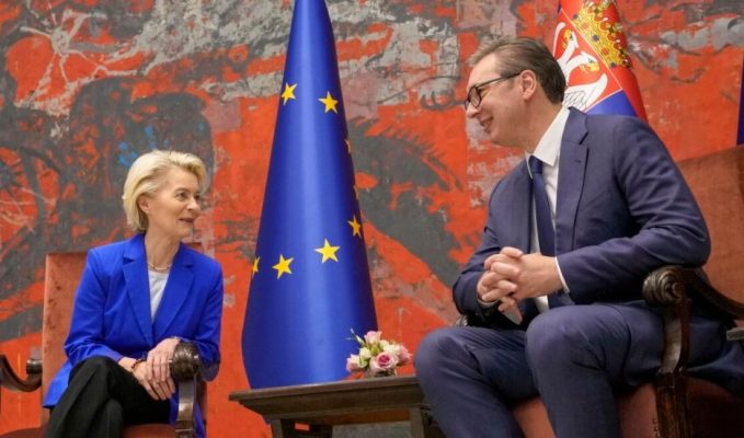Vuçiç konferencë me presidentet e KE: Qëndrimi i Serbisë për njohjen e Kosovës nuk ndryshon