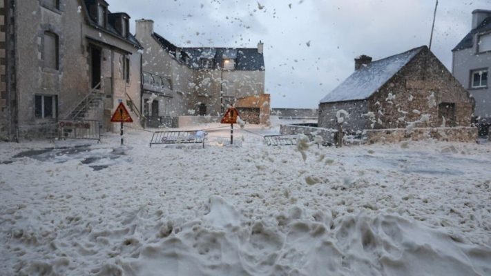 Stuhia ‘Ciaran”, të paktën 14 të vdekur në Evropën Perëndimore