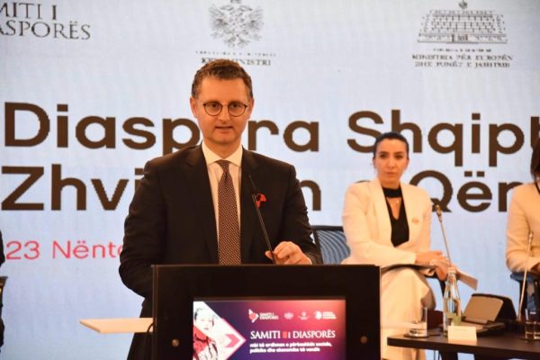 Ervin Mete: Diaspora shqiptare, rol të rëndësishëm në procesin e integrimit europian dhe progresin ekonomik