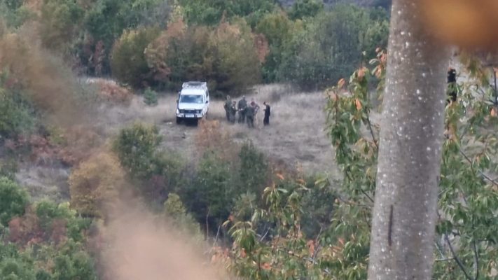 Forcat e xhenios largojnë municionet luftarake në Mat