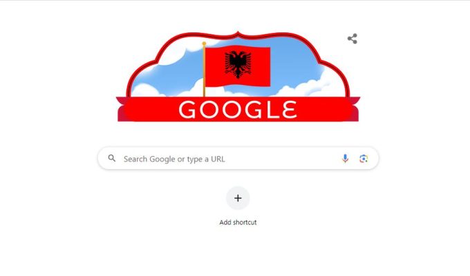 Google “vishet” kuq e zi/ Ndryshon imazhin në 111 vjetorin e Pavarësisë së Shqipërisë