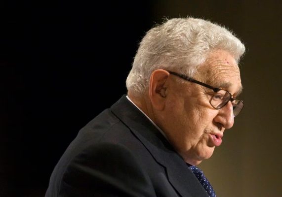 Fitoi Nobel për Paqen, ndërron jetë diplomati i shquar amerikan, Henry Kissinger