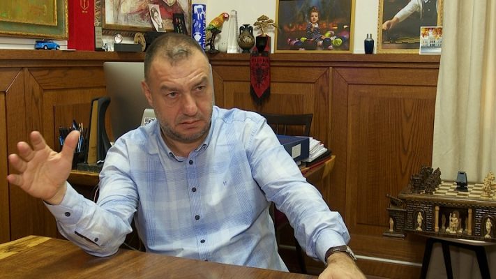 Kalimi i buxhetit pa debat/ Shalsi: Kaosi, përgjegjësi e opozitës, nuk jemi në krizë politike