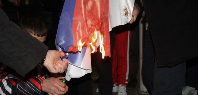 Djegia e flamurit serb në Tiranë, Serbia notë proteste: Autorët të dënohen, dëmtohen marrëdhëniet dypalëshe