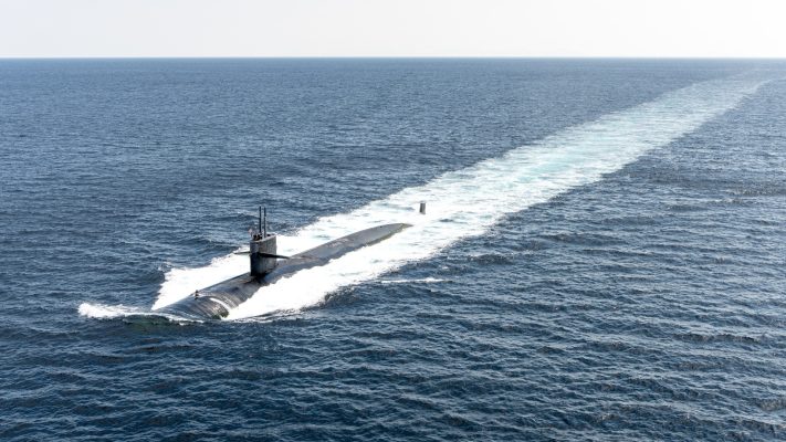 SHBA vendos një nëndetëse bërthamore në Lindjen e Mesme