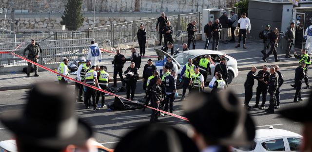 Sulm terrorist në Jeruzalem, tre të vrarë dhe gjashtë të plagosur