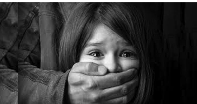 “Jo dhunës seksuale ndaj fëmijëve”, tre Ministri firmosin një pakt bashkëpunimi për të mbrojtur të miturit
