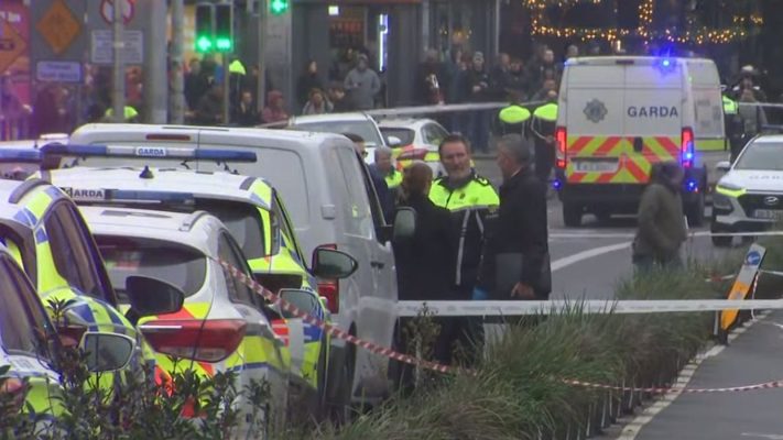 Sulm me thikë në Irlandë; plagosen pesë persona, mes tyre edhe fëmijë