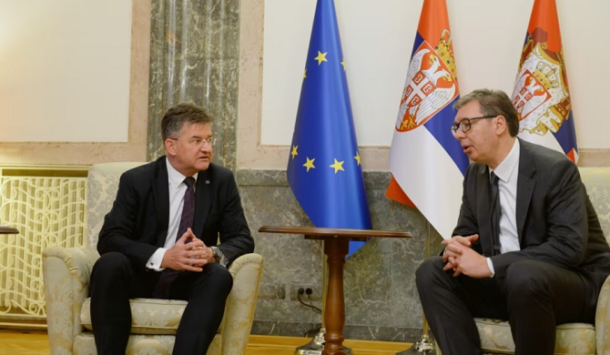 Lajçak takon Aleksandër Vuçiç; diskutohet drafti i komunave me shumicë serbe