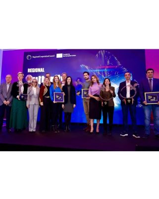 RCC shpall fituesit e Çmimit Rajonal të Inovacionit “Butterfly 2023”, Bregu dhe zv.kryeministrja bullgare u dorëzojnë çmimet fituesve