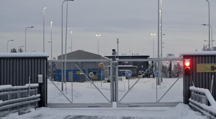 Pas Finlandës edhe Estonia paralajmëron se mund të mbyllë kufirin me Rusinë
