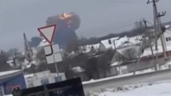 Rrëzimi i avionit rus pranë kufirit ukrainas, të gjithë personat në bord kanë vdekur