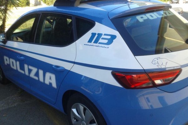 Dhunuan barbarisht me karrige dhe thika vëllezërit shqiptarë, 5 të arrestuar në Itali