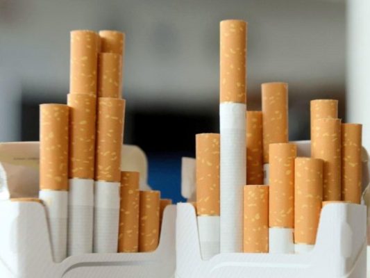 EMRAT/ Tregtonin cigare të kontrabanduara në Tiranë, 4 në pranga, 7 nën hetim