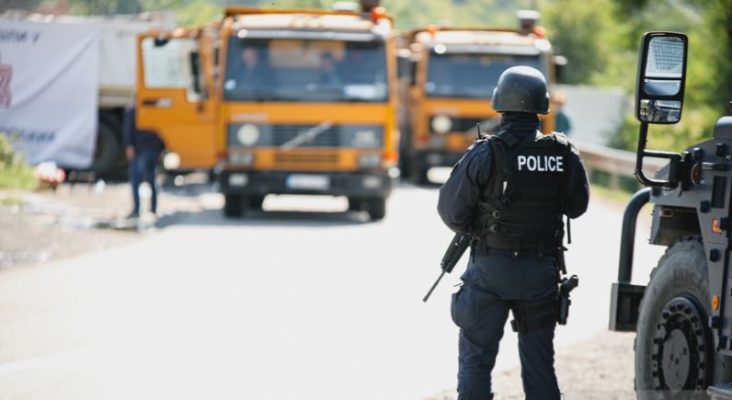 Serbët po planifikojnë tjetër sulm në Kosovë?! Policia gjen në Banjskë një karikator të kallashit dhe 689 fishekë kalibrash të ndryshëm