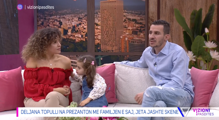 Kë do më shumë mamin apo babin? Vajza e Deljanës dhe Edvinit shkakton të qeshura në “Vizioni i Pasdites” Kë do më shumë mamin apo babin? Vajza e Deljanës dhe Edvinit shkakton të qeshura në “Vizioni i Pasdites”