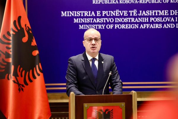 Pas Kosovës, ministri Hasani do të vizitojë sot Maqedoninë e Veriut, zbardhet agjenda
