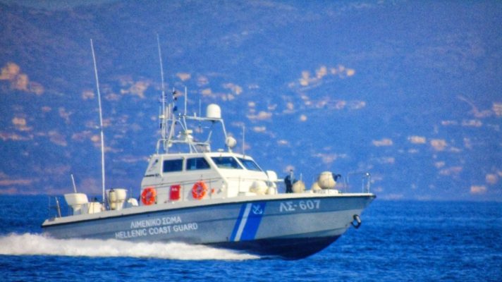 Tragjedi në Lesvos, varka përplaset me gurët, dy emigrantë të vdekur dhe një i zhdukur