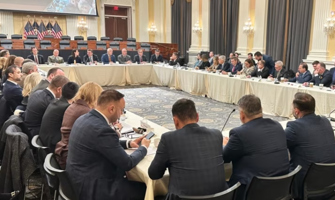 Anëtarët e Kongresit: SHBA duhet të mbështesë Ballkanin Perëndimor, përballë ndikimit të Rusisë, Kinës
