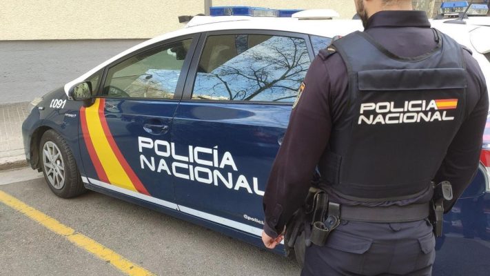 U kapën me “shtëpi bari” në Spanjë, arrestohen dy të rinjtë shqiptarë. Sekuestrohen 940 bimë marijuhanë