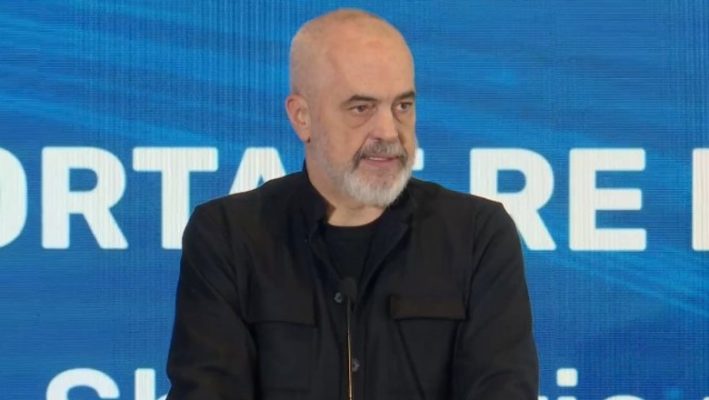 Shqipëria kthehet në “autostradë” të internetit dhe të dhënave në botë Shqipëria kthehet në “autostradë” të internetit dhe të dhënave në botë