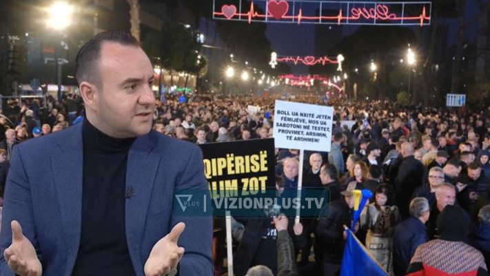 Protesta e opozitës, Balliu: Skandalet e qeverisë janë traumatike për shqiptarët, qytetarët presin më shumë nga ne