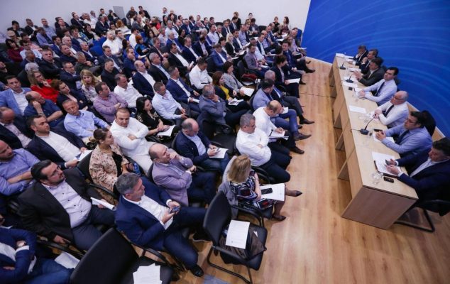 “Rithemelimi” shtyn mbledhjet e Këshillit Kombëtar: Për arsye të rëndësishme “Rithemelimi” shtyn mbledhjet e Këshillit Kombëtar: Për arsye të rëndësishme