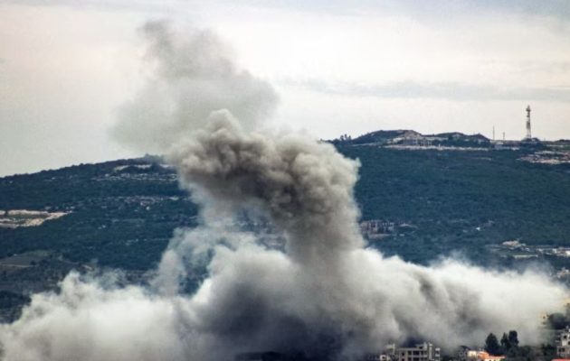 Hezbollahu lëshon raketa në një bazë izraelite