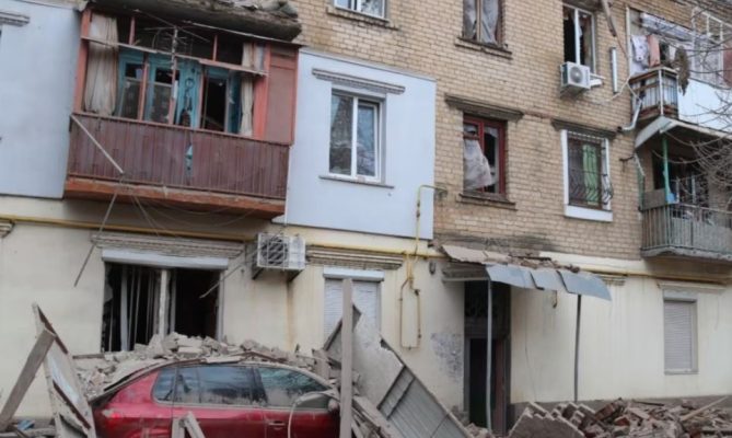 Katër të vrarë nga granatimet ruse në Kherson