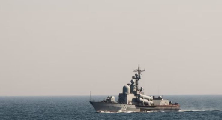 Ukraina: Kemi fundosur një luftanije ruse në Detin e Zi