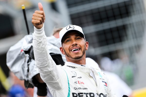 Lajm “bombë” nga Formula 1, Lewis Hamilton gati të transferohet te Ferrari