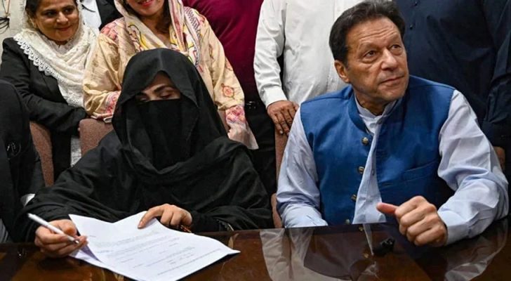 Ish-kryeministri pakistanez dhe gruaja e tij dënohen me burg për martesë të jashtëligjshme