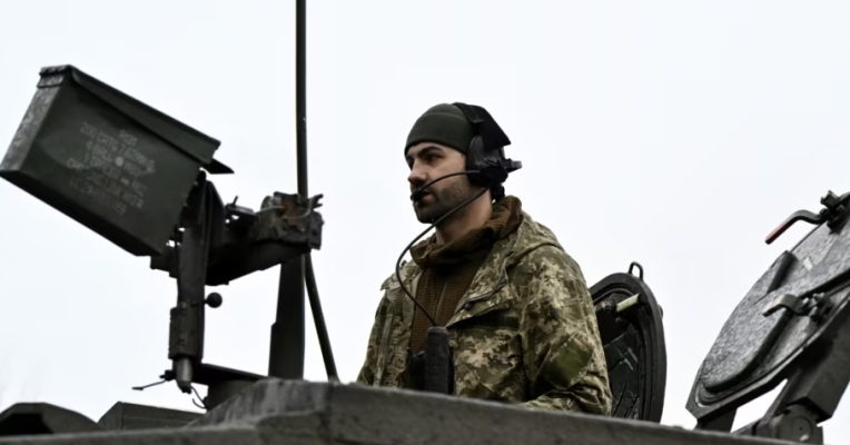Rusia shpeshton sulmet në Ukrainë, tre të vrarë dhe disa të plagosur