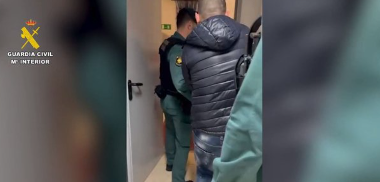 Arrestohet shqiptari i kërkuar në Barcelonë, dështoi të arratisej nga policia