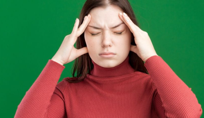Këta janë faktorët që rrisnin shanset për migrenë