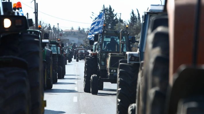 Protestat e fermerëve grekë, bllokohet sërish aksi nacional Kallpaq-Janinë