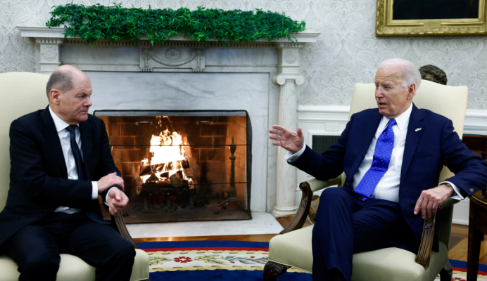 Scholz takohet me Joe Biden, kancelari gjerman në SHBA: Dërgojini ndihma Ukrainës