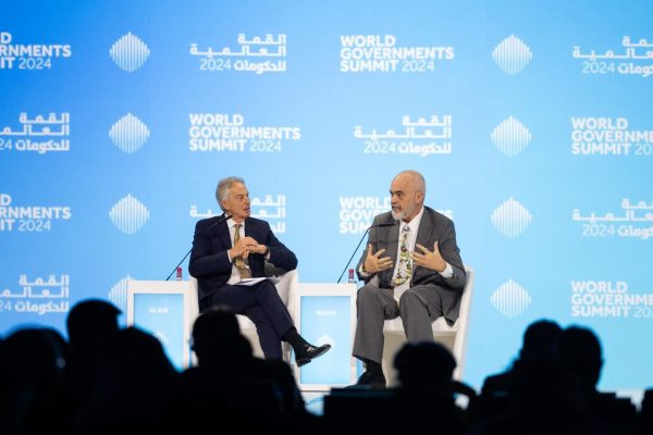 Kryeministri merr pjesë në Samitin Botëror të Qeverisjes në Dubai, Rama: Vëmendja te teknologjia
