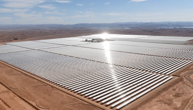 Britania do të shfrytëzojë fuqinë e fermave diellore të Saharasë për të prodhuar energji, projekti që po zbatohet