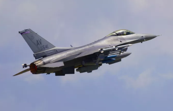 Holanda do t’i dërgojë Ukrainës edhe 6 avionë F-16: Epërsia ajrore është thelbësore ndaj agresionit rus