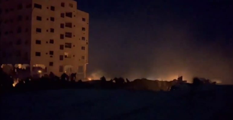 VIDEO/ Kaos dhe terror, dalin pamjet e para nga sulmi izraelit drejt civilëve që prisnin të ushqeheshin në Gazën veriore