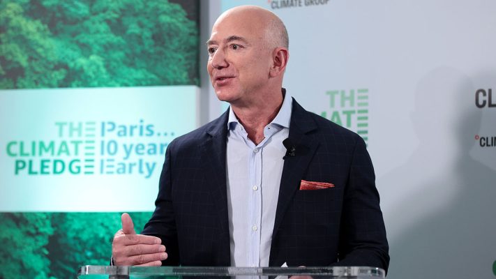 Jeff Bezos shet 50 milionë aksione të Amazon në 9 ditë, shuma e majme që fitoi