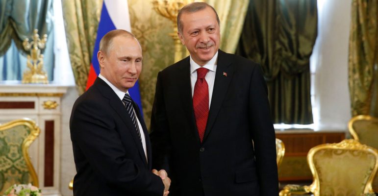 Erdogan feston sot 70-vjetorin, nuk mungon urimi nga Putin