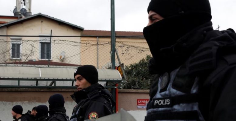 Turqia arreston 25 persona lidhur me sulmin në një kishë në Stamboll