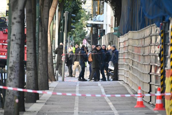 Bombë në ministrinë greke të punës, telefonata që bënë autorët para shpërthimit